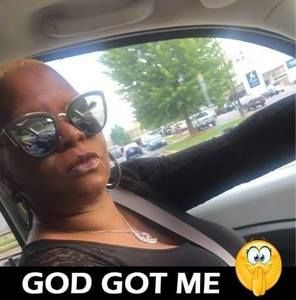 Meet your Posher, Bobbie